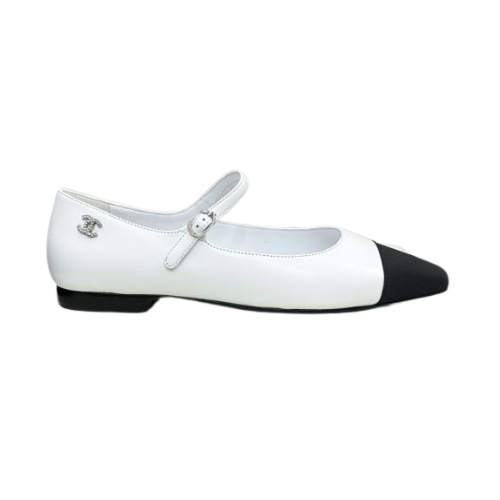 Classic Dual Tone  Mary-Janes in Genuine Leather