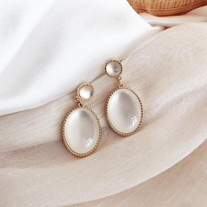 Earrings in Victorian Oval Drop