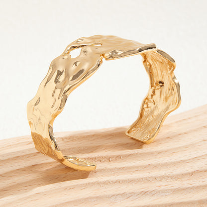 Bracelet in Melted Metal Design